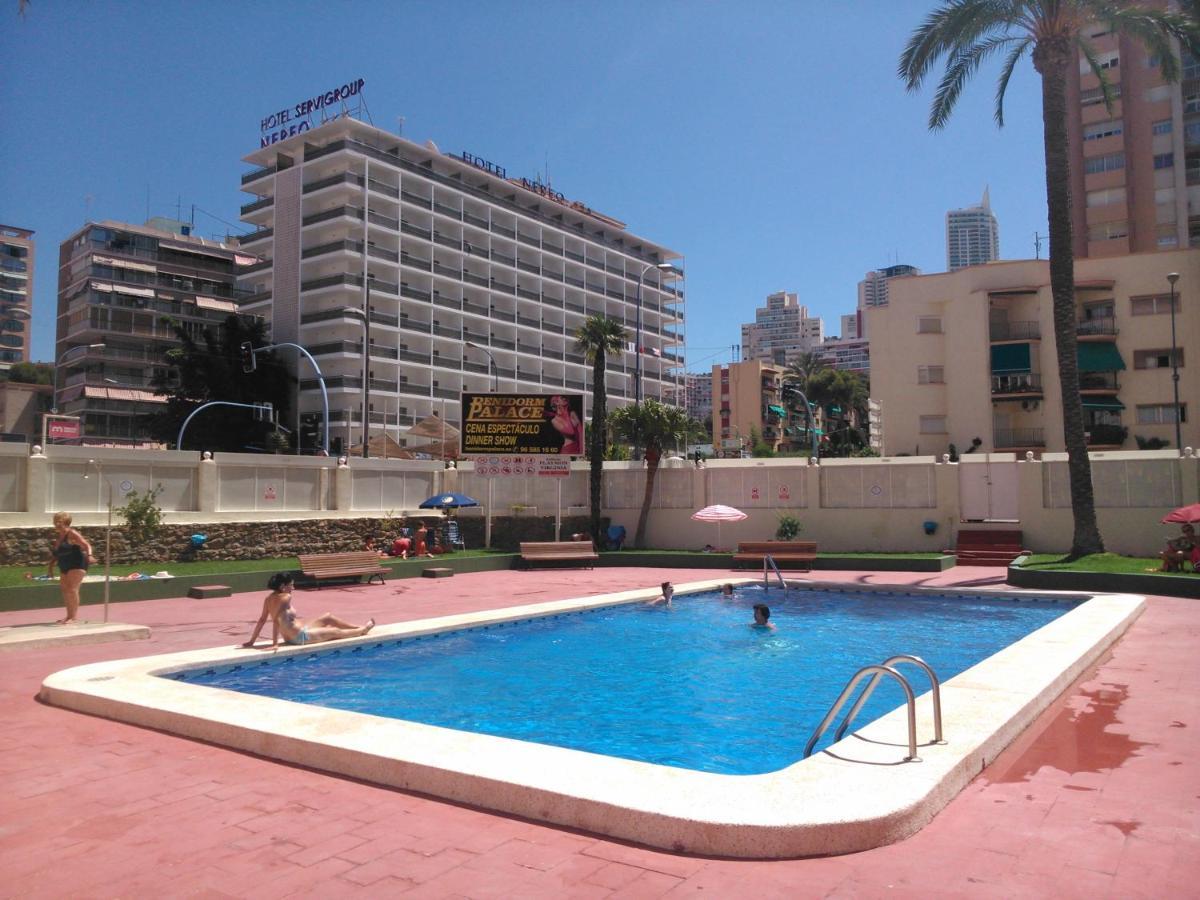 Blue Sky Apartment بينايدورم المظهر الخارجي الصورة