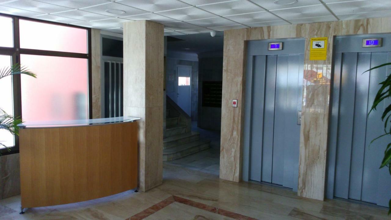 Blue Sky Apartment بينايدورم المظهر الخارجي الصورة
